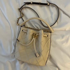 Tory Burch Bucket Bag brand new